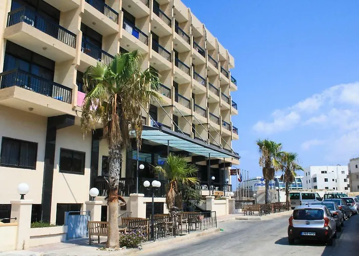 Canifor Hotel St Paul's Bay